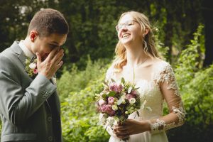 Hochzeitsfotografin Birte Scheel Standesamt Wassermühle Rönnau sw-4803